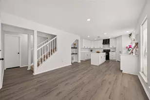 15511 Sungold Ct, Houston, TX 77095 - Photo 9