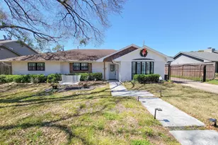 4915 Brian Haven Dr, Houston, TX 77018 - Photo 1