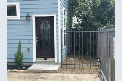 724 Link Road, Houston, TX 77009 - Photo 1
