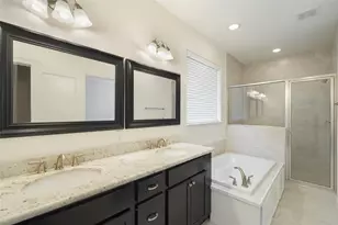 724 Link Rd, Houston, TX 77009 - Photo 11