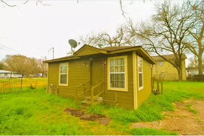7326 Eagle Pass Street, Houston, TX 77020 - Photo 1
