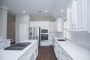 2307 Upland Park Dr, Sugar Land, TX 77479 - Photo 15