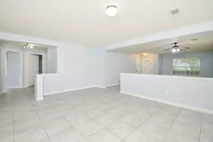 9503 Eaglewood Spring Dr, Houston, TX 77083 - Photo 7