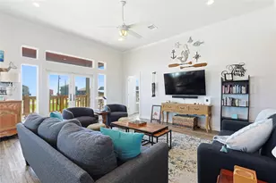 4414 Palm St, Freeport, TX 77541 - Photo 7