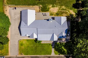 302 Post Oak St, Livingston, TX 77351 - Photo 37