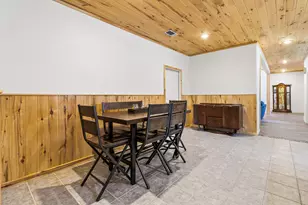 302 Post Oak St, Livingston, TX 77351 - Photo 19