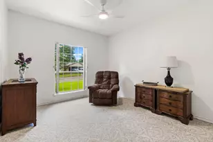 302 Post Oak St, Livingston, TX 77351 - Photo 21