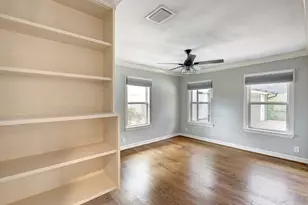 6107 Queenswood Ln, Houston, TX 77008 - Photo 25