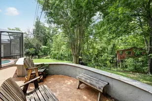 6107 Queenswood Ln, Houston, TX 77008 - Photo 17