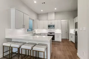 1626 Northwood St, Houston, TX 77009 - Photo 5