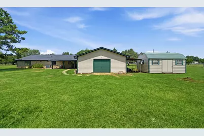 2243 Green Meadows Drive, Sealy, TX 77474 - Photo 35