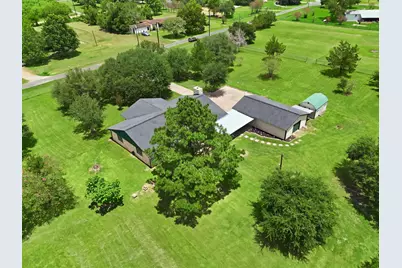 2243 Green Meadows Drive, Sealy, TX 77474 - Photo 43