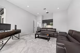 14002 Woodthorpe Ln, Houston, TX 77079 - Photo 29