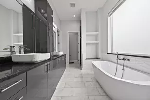 14002 Woodthorpe Ln, Houston, TX 77079 - Photo 39