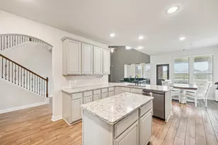 2406 Harborwood Ct, Texas City, TX 77568 - Photo 3