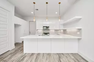 4011 Boho Ln, Houston, TX 77045 - Photo 3