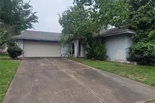 8762 Mickleton Dr, Houston, TX 77088 - Photo 1