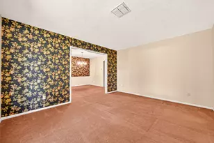 614 Orangewood Dr, Conroe, TX 77302 - Photo 5