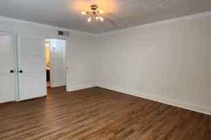 2727 Briarhurst Dr, Houston, TX 77057 - Photo 13