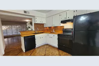 2727 Briarhurst Drive #1, Houston, TX 77057 - Photo 9