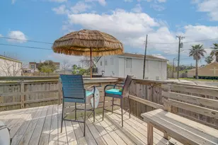 2210 67th St, Galveston, TX 77551 - Photo 33