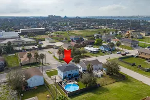 2210 67th St, Galveston, TX 77551 - Photo 43