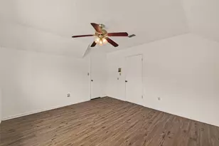 1823 Pinewood Ct, Sugar Land, TX 77498 - Photo 25