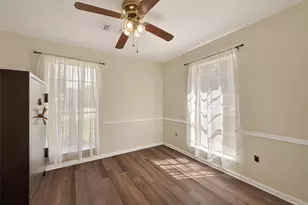 1823 Pinewood Ct, Sugar Land, TX 77498 - Photo 7