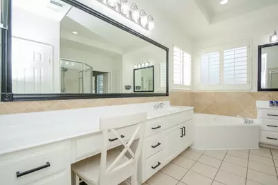 14 Guinevere Place, Conroe, TX 77384 - Photo 19