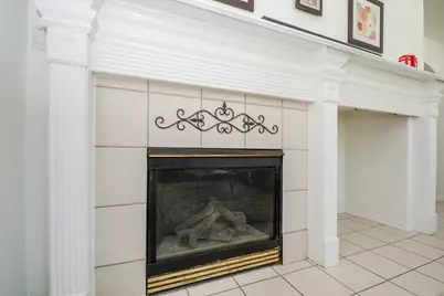 14 Guinevere Place, Conroe, TX 77384 - Photo 13