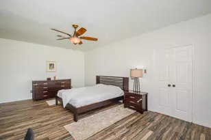 14 Guinevere Pl, Conroe, TX 77384 - Photo 17