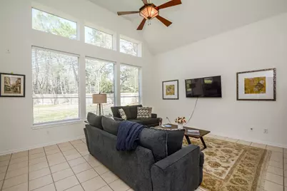 14 Guinevere Place, Conroe, TX 77384 - Photo 11