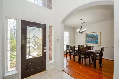 14 Guinevere Place, Conroe, TX 77384 - Photo 3