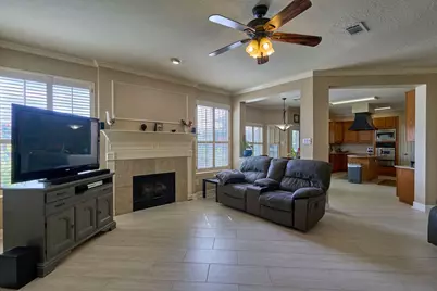 2610 Lakeside Village Drive, Missouri City, TX 77459 - Photo 5