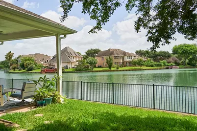 2610 Lakeside Village Drive, Missouri City, TX 77459 - Photo 21