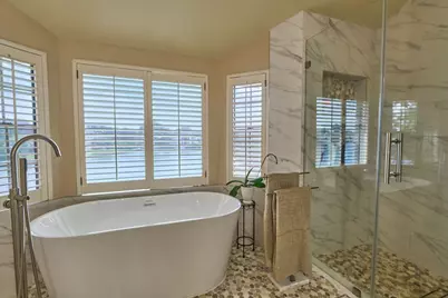 2610 Lakeside Village Drive, Missouri City, TX 77459 - Photo 17