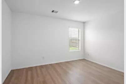 8807 Bar Harbor Drive, Baytown, TX 77521 - Photo 9