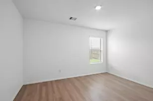 8807 Bar Hbr Dr, Baytown, TX 77521 - Photo 9