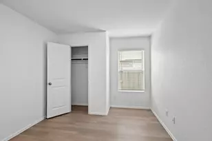 8807 Bar Hbr Dr, Baytown, TX 77521 - Photo 15