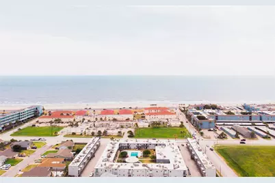 3314 Kleinmann Avenue, Galveston, TX 77551 - Photo 3
