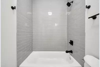 819 E 40th Street, Houston, TX 77022 - Photo 29