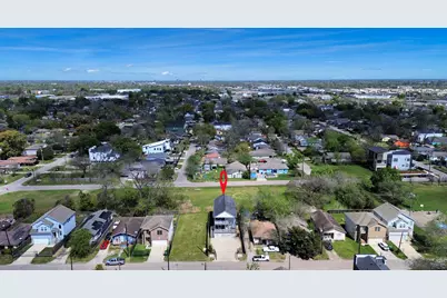 819 E 40th Street, Houston, TX 77022 - Photo 41