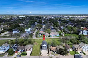 819 E 40th St, Houston, TX 77022 - Photo 41