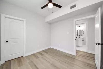 819 E 40th Street, Houston, TX 77022 - Photo 23