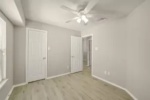 171 N Burberry Park Cir, The Woodlands, TX 77382 - Photo 25