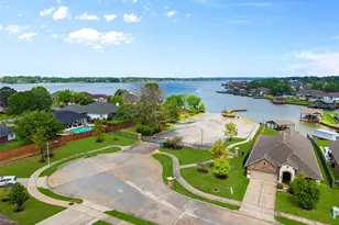 11518 Castle Nugent Ct, Conroe, TX 77304 - Photo 23