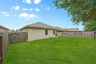 11518 Castle Nugent Ct, Conroe, TX 77304 - Photo 15