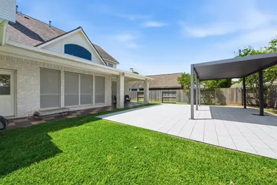 12306 Shady Downs Drive, Houston, TX 77082 - Photo 39