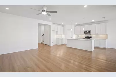 29314 Meadowcreek Hill Drive, Waller, TX 77484 - Photo 3