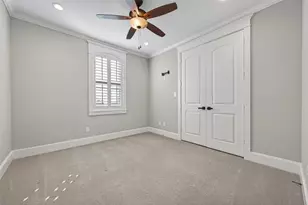 823 W 21st St, Houston, TX 77008 - Photo 33